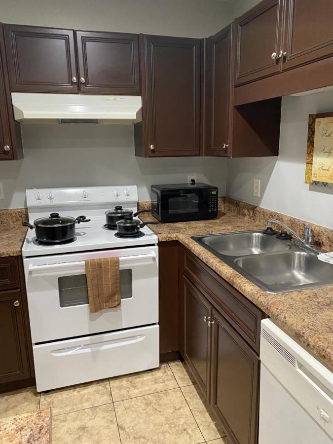 Cute And Cozy 1 King Bed Unit Appartamento North Augusta Esterno foto